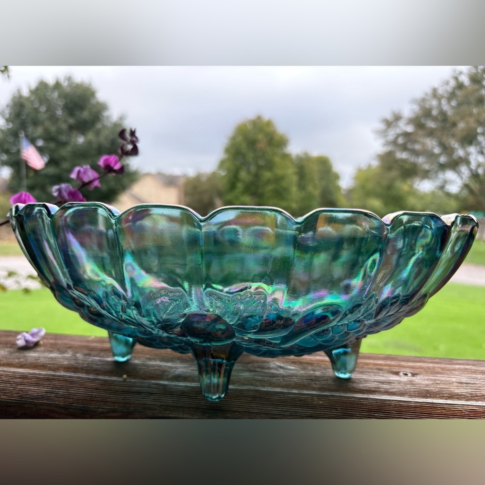 CARNIVAL GLASS Indiana Iridescent Blue Bowl